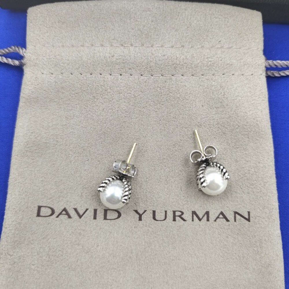 David Yurman Silver and White Classic Pearl Earrings